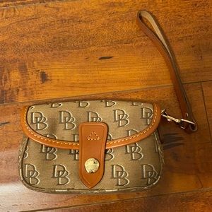 Dooney and Bourke wristlet